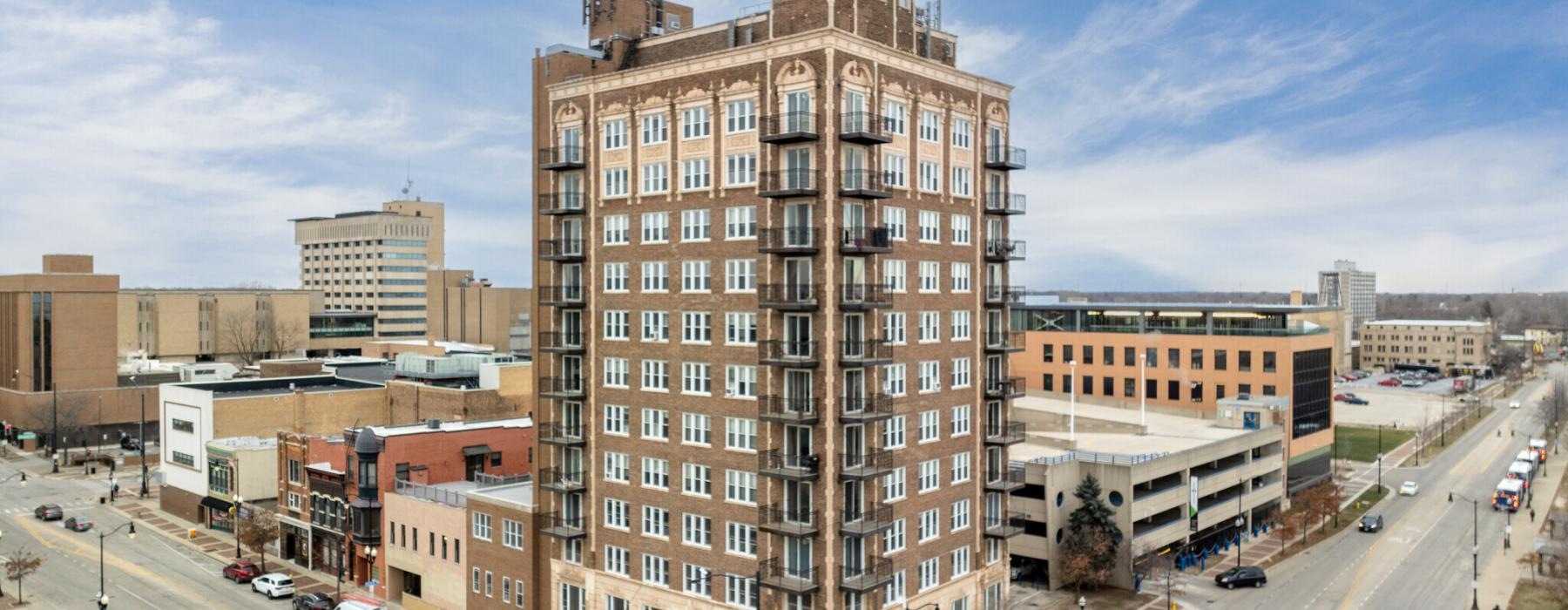 a tall building in a city