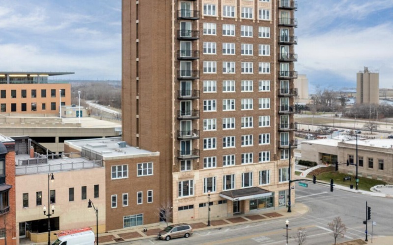 Waukegan, IL Apartments 