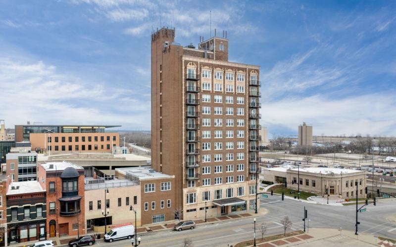 a tall building in a city